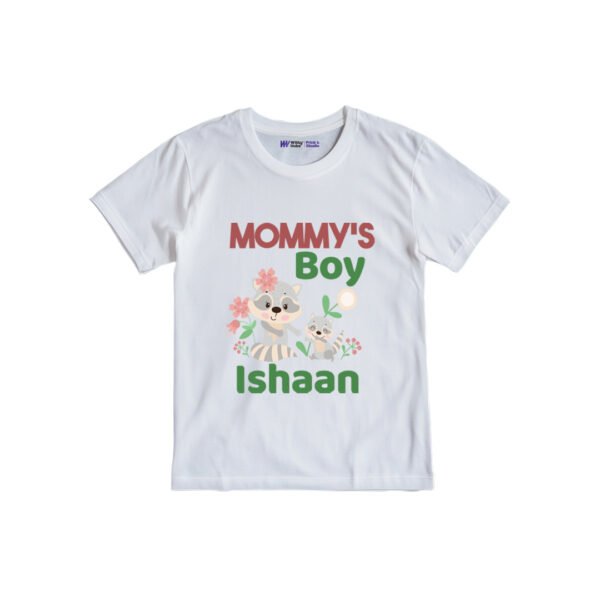 mommy's boy ishaan Customized Tshirt